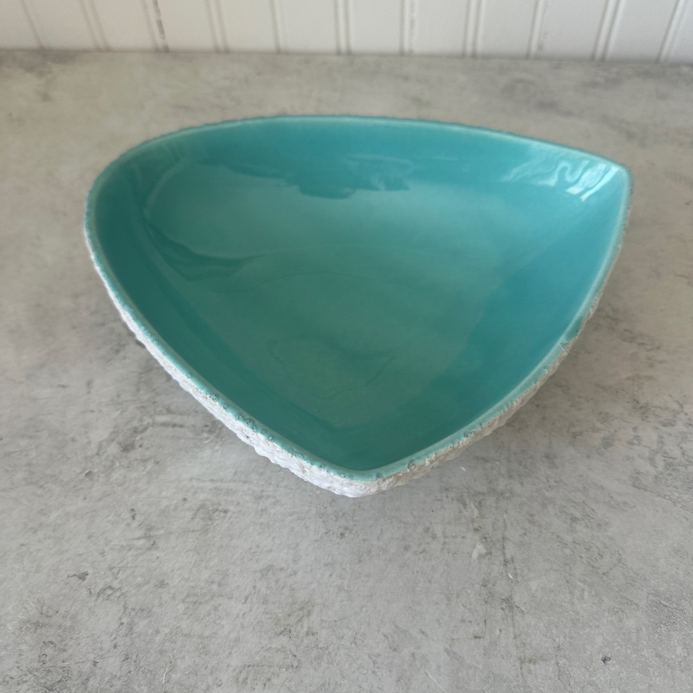 50’s Haeger Pottery Aqua Turquoise Atomic Triangular White Lava Texture Bowl MCM